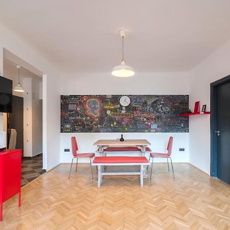 New Design Apartment By Gozsdu Court Boedapest Buitenkant foto
