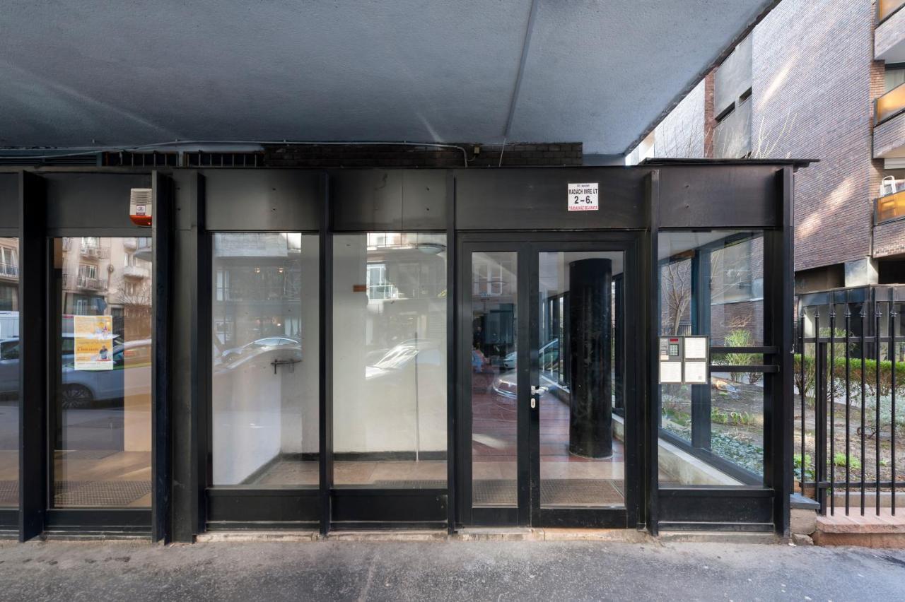 New Design Apartment By Gozsdu Court Boedapest Buitenkant foto