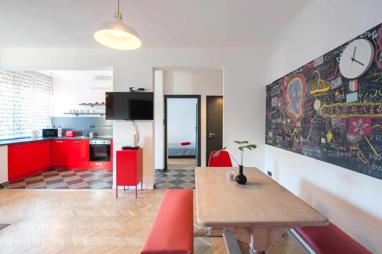 New Design Apartment By Gozsdu Court Boedapest Buitenkant foto